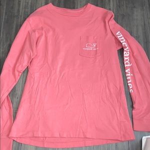 coral/pink vineyard vines long sleeve